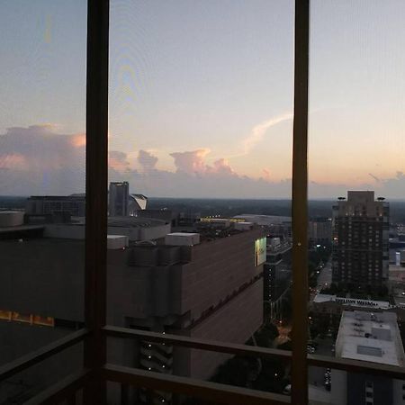 Blue Penthouse In The City Aparthotel Atlanta Exterior photo